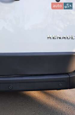 Грузовой фургон Renault Master 2018 в 