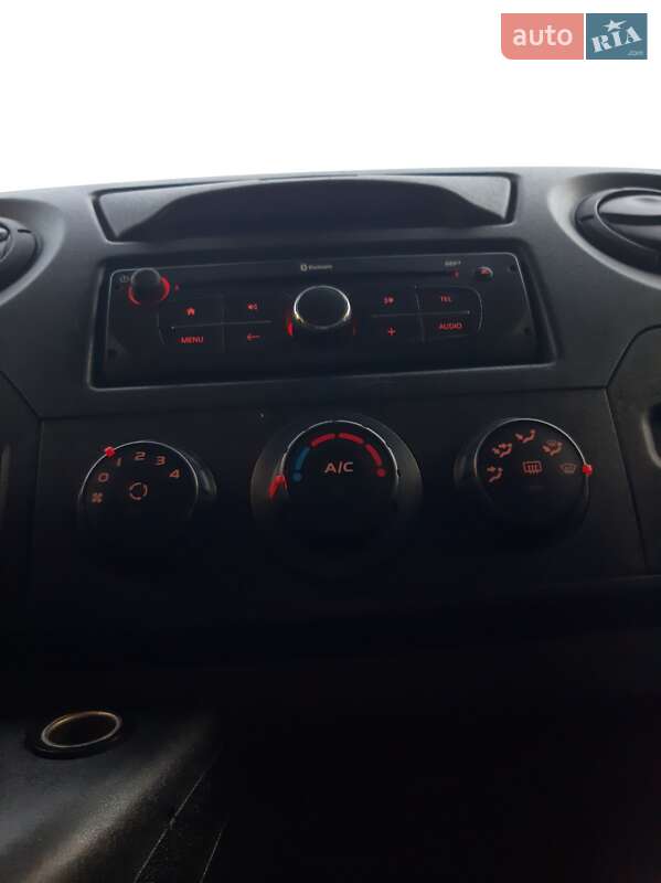 Грузовой фургон Renault Master 2018 в Полтаве