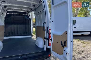 Вантажний фургон Renault Master 2021 в 