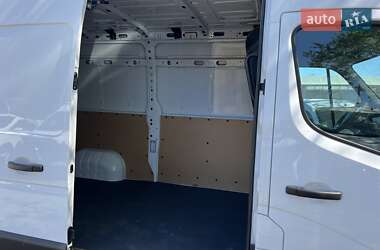 Вантажний фургон Renault Master 2021 в 