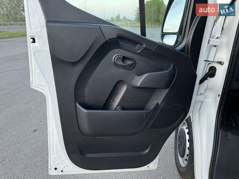 Грузовой фургон Renault Master 2021 в Полтаве