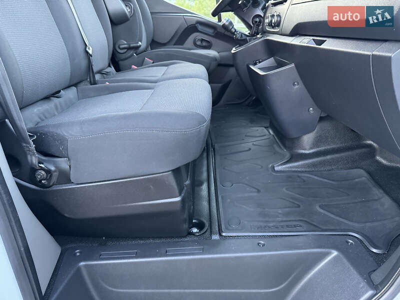 Грузовой фургон Renault Master 2021 в Полтаве