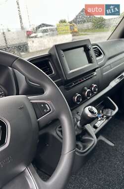 Грузовой фургон Renault Master 2021 в 