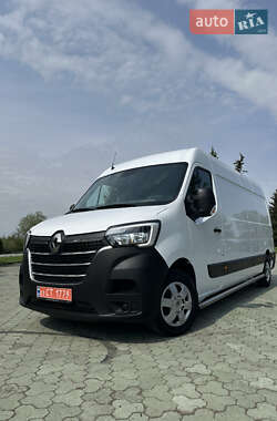 Грузовой фургон Renault Master 2021 в 