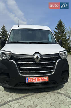 Грузовой фургон Renault Master 2021 в 