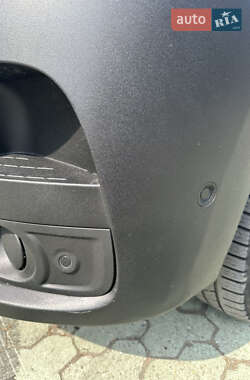 Грузовой фургон Renault Master 2021 в 
