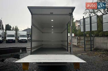Вантажний фургон Renault Master 2020 в 