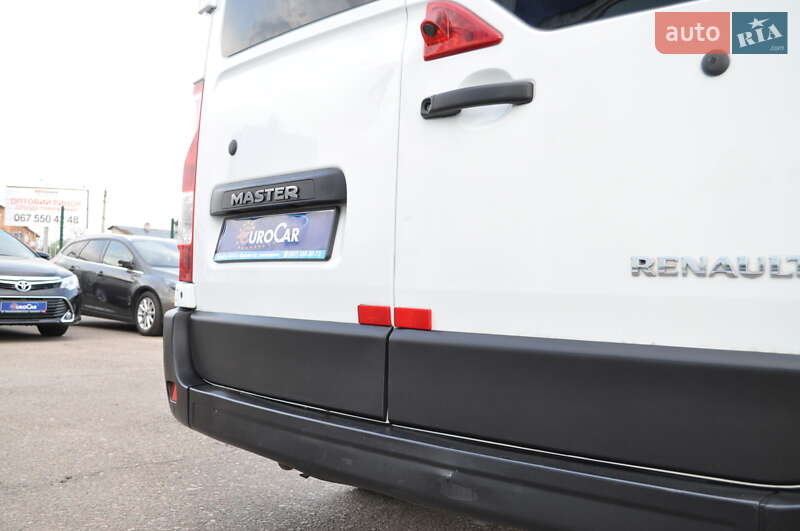 Микроавтобус Renault Master 2017 в Киеве фото 22 Микроавтобус Renault Master 2017 в Киеве