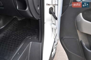 Микроавтобус Renault Master 2017 в Киеве фото 41 Микроавтобус Renault Master 2017 в Киеве