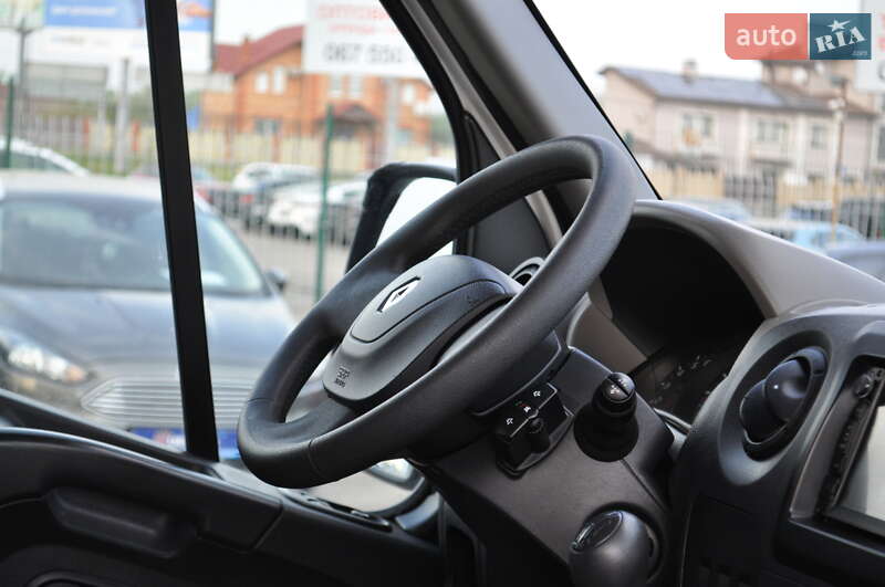 Микроавтобус Renault Master 2017 в Киеве фото 48 Микроавтобус Renault Master 2017 в Киеве