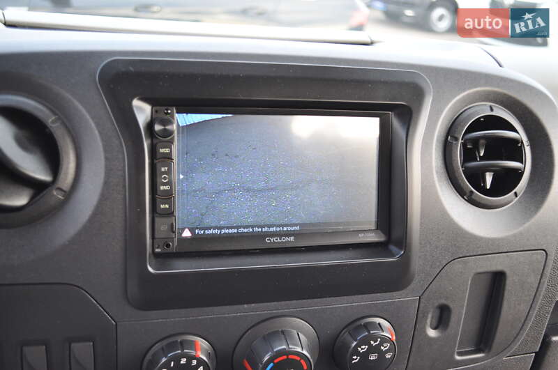 Микроавтобус Renault Master 2017 в Киеве фото 66 Микроавтобус Renault Master 2017 в Киеве