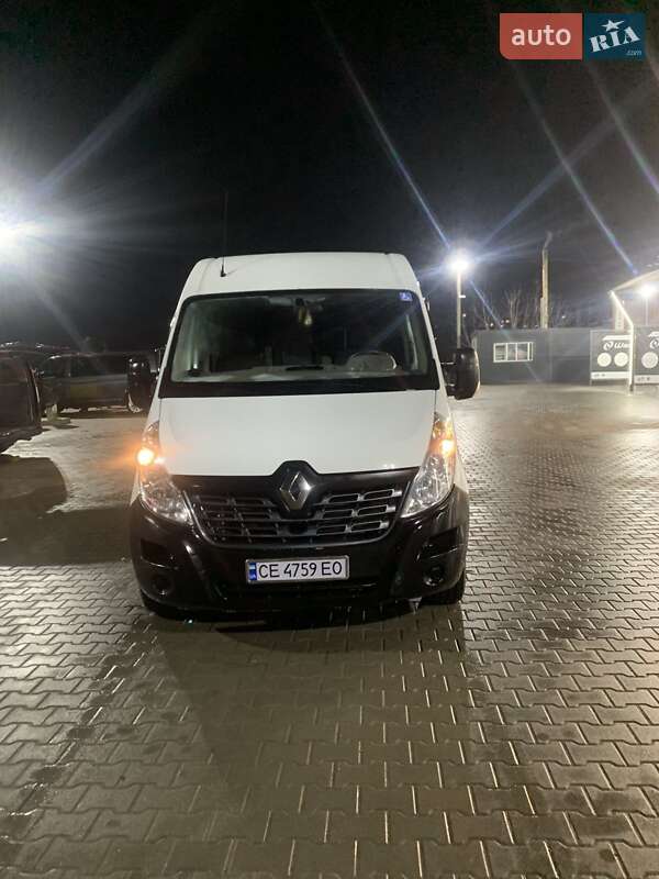 Мікроавтобус Renault Master 2015 в Чернівцях