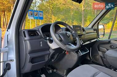 Вантажний фургон Renault Master 2021 в 