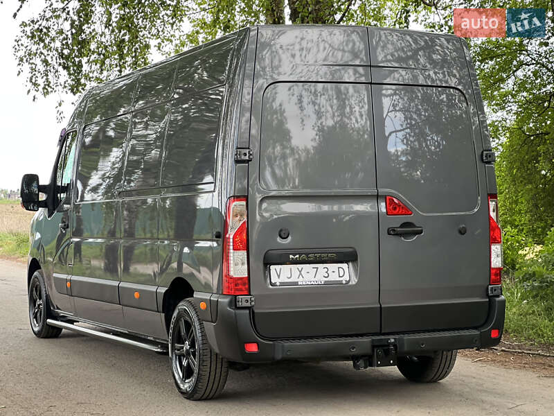 Вантажний фургон Renault Master 2021 в Дубні