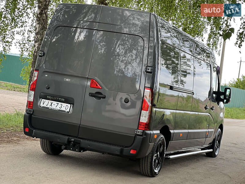 Вантажний фургон Renault Master 2021 в Дубні