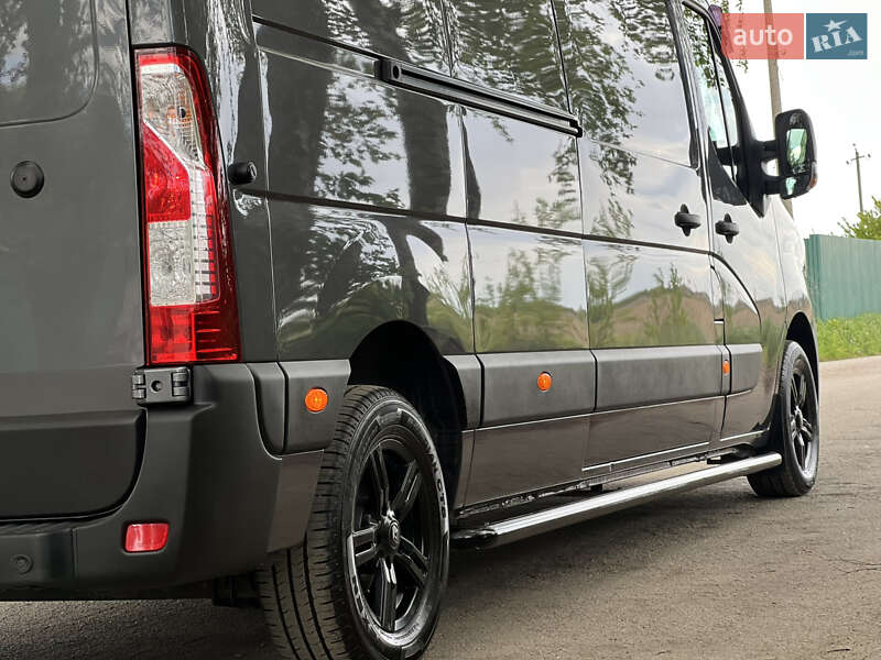 Вантажний фургон Renault Master 2021 в Дубні