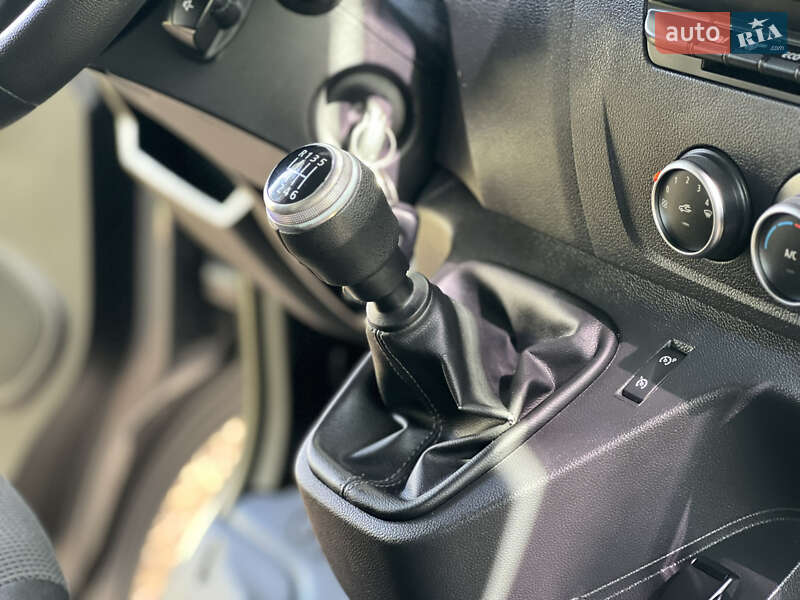 Вантажний фургон Renault Master 2021 в Дубні