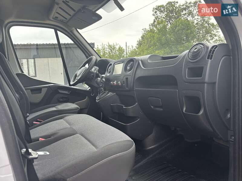 Грузовой фургон Renault Master 2018 в Нововолынске