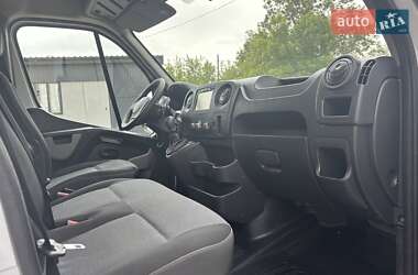 Грузовой фургон Renault Master 2018 в 