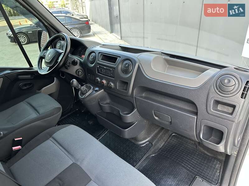 Вантажний фургон Renault Master 2013 в Києві