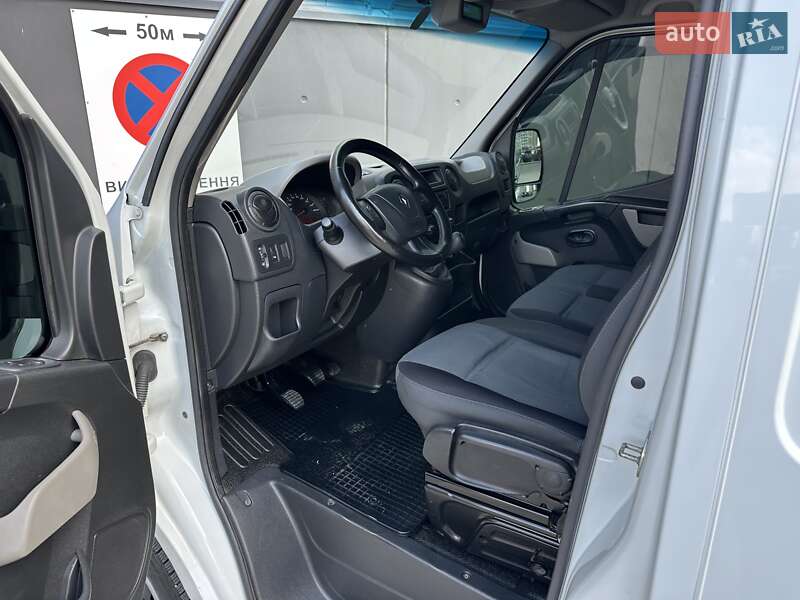 Вантажний фургон Renault Master 2013 в Києві