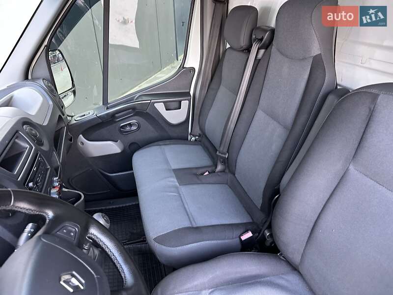 Вантажний фургон Renault Master 2013 в Києві
