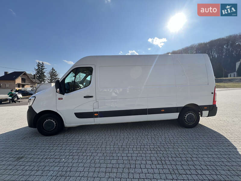 Вантажний фургон Renault Master 2021 в 