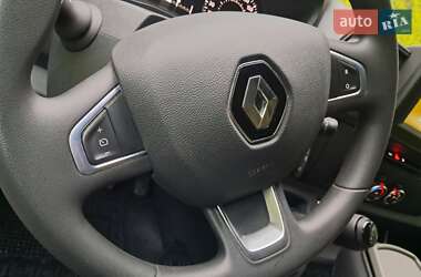 Грузовой фургон Renault Master 2022 в 