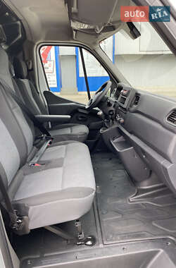 Вантажний фургон Renault Master 2021 в 