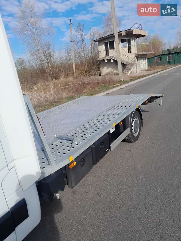 Эвакуатор Renault Master 2014 в Овруче
