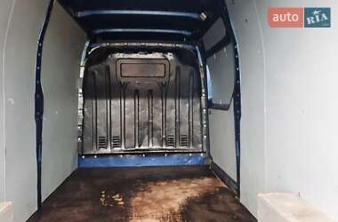 Грузовой фургон Renault Master 2016 в 