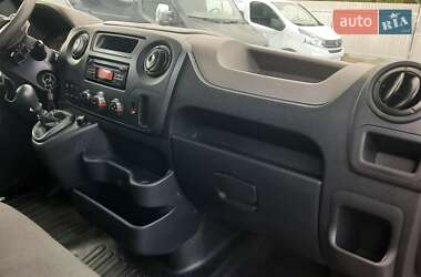 Грузовой фургон Renault Master 2016 в 