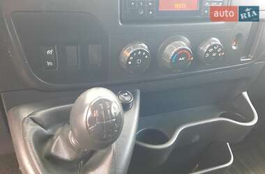 Грузовой фургон Renault Master 2016 в 