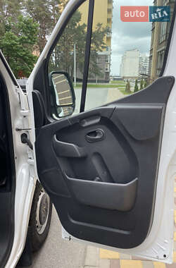 Грузовой фургон Renault Master 2019 в 