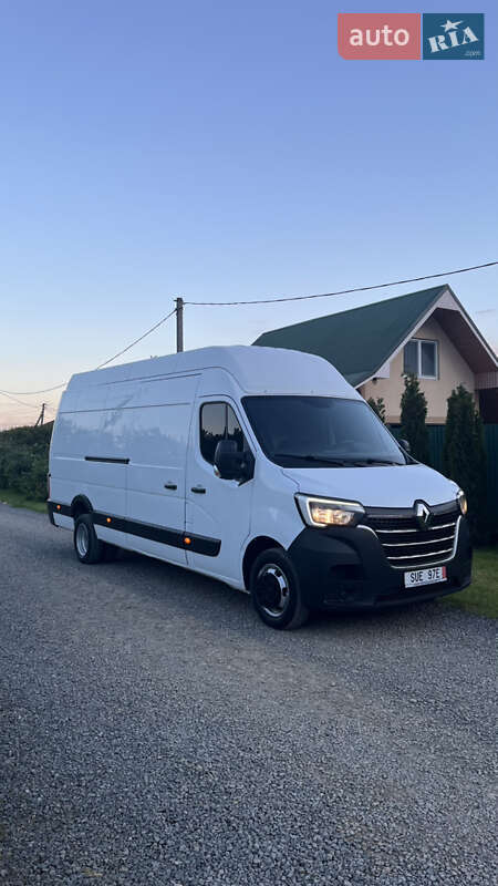 Вантажний фургон Renault Master 2021 в Ужгороді