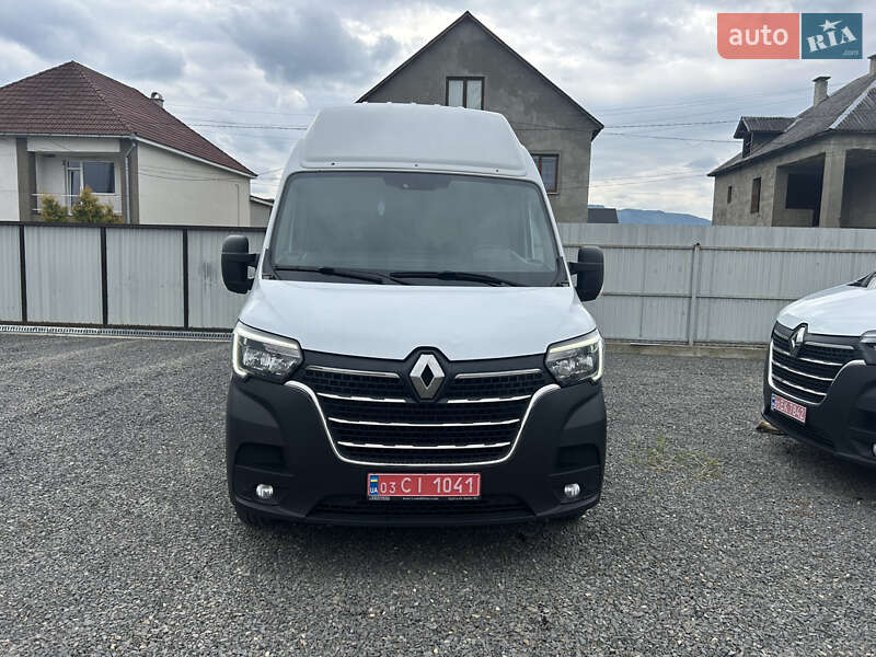Вантажний фургон Renault Master 2020 в Хусті