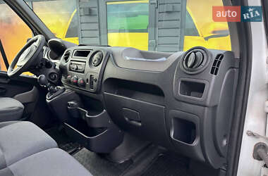 Грузовой фургон Renault Master 2016 в 