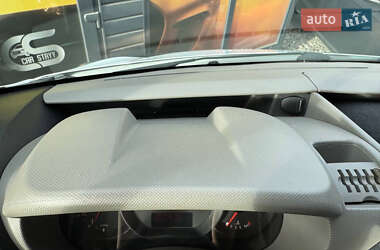 Грузовой фургон Renault Master 2016 в 