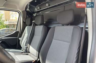 Грузовой фургон Renault Master 2024 в 