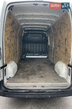 Грузовой фургон Renault Master 2017 в 