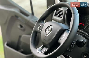Грузовой фургон Renault Master 2020 в 