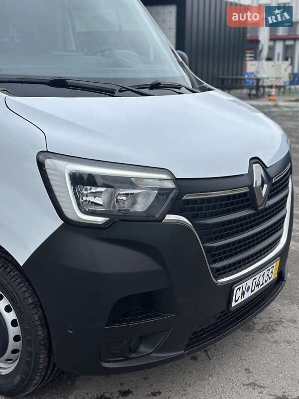 Вантажний фургон Renault Master 2021 в Дубні