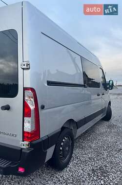 Другие грузовики Renault Master 2015 в 