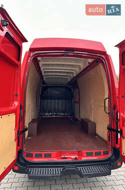 Грузовой фургон Renault Master 2021 в 