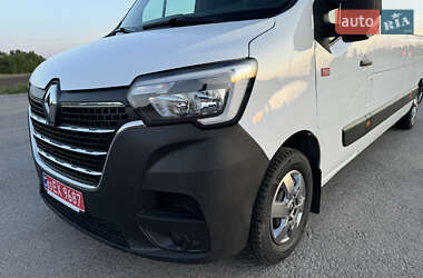Грузовой фургон Renault Master 2021 в 