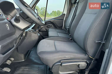 Грузовой фургон Renault Master 2021 в 