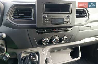 Грузовой фургон Renault Master 2020 в 