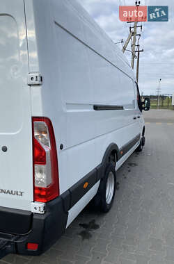 Грузовой фургон Renault Master 2015 в 