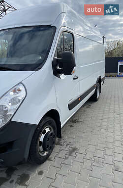 Грузовой фургон Renault Master 2015 в 