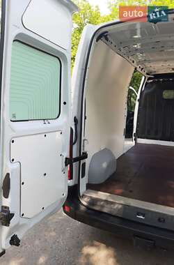 Вантажний фургон Renault Master 2020 в 